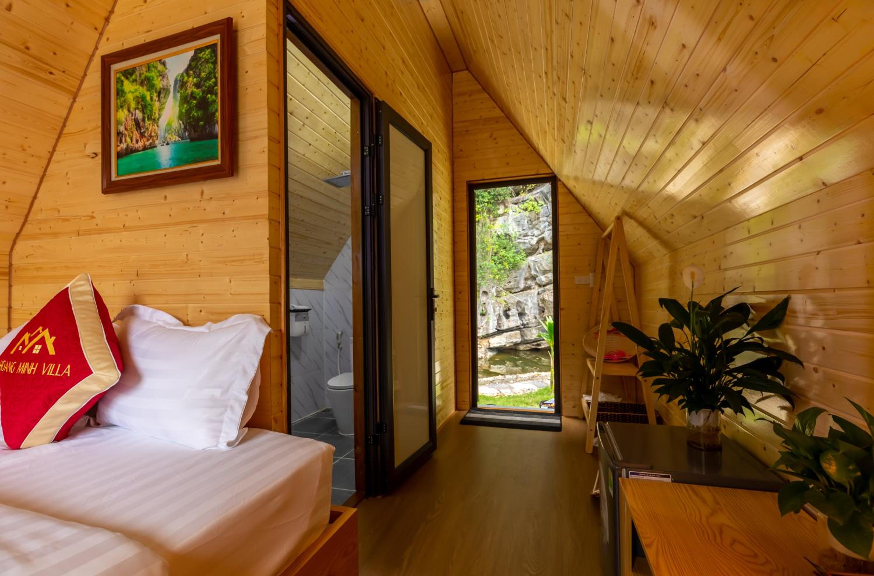 Hoang Minh Mountainside Villa