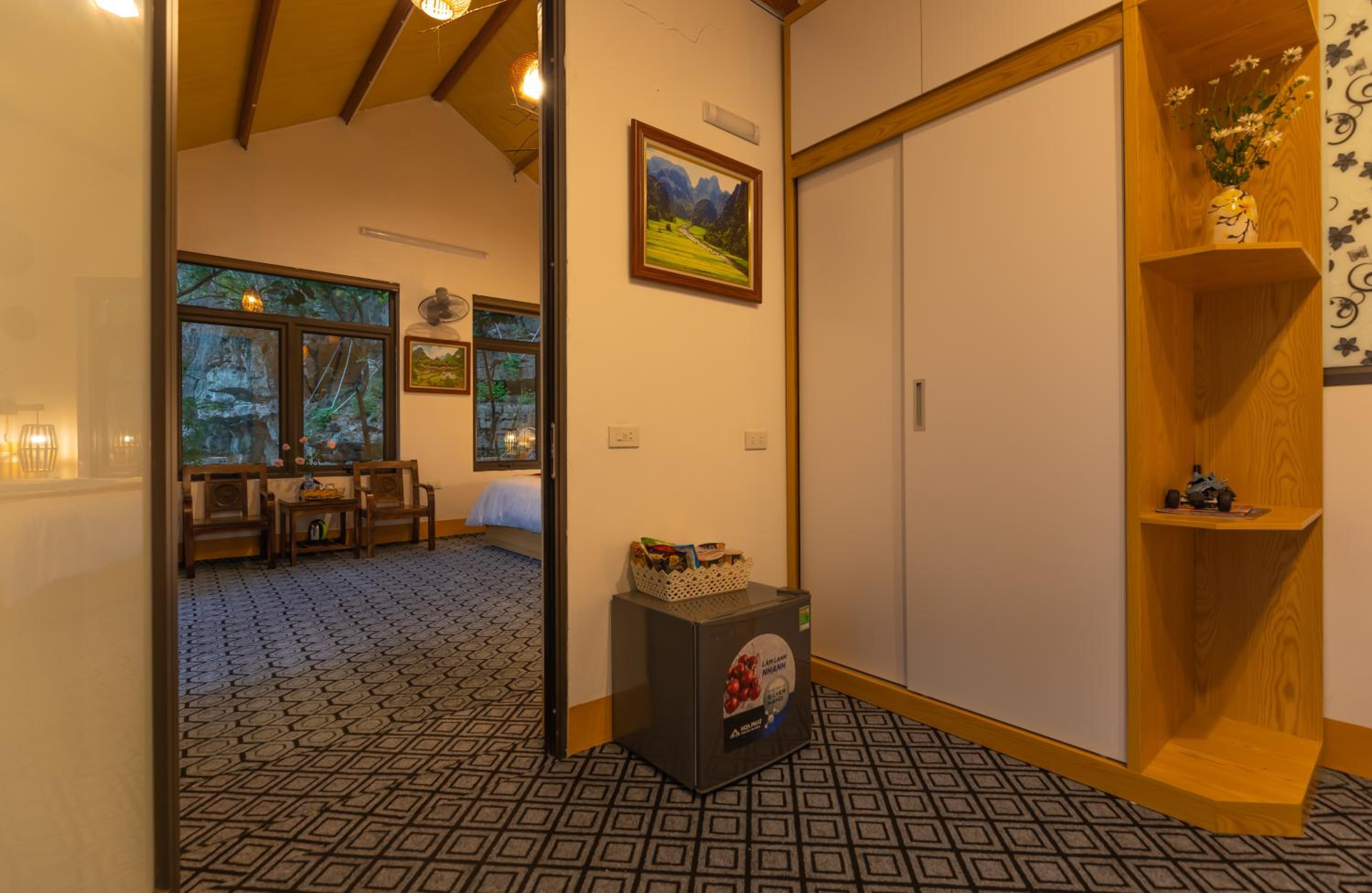 Hoang Minh Mountainside Villa