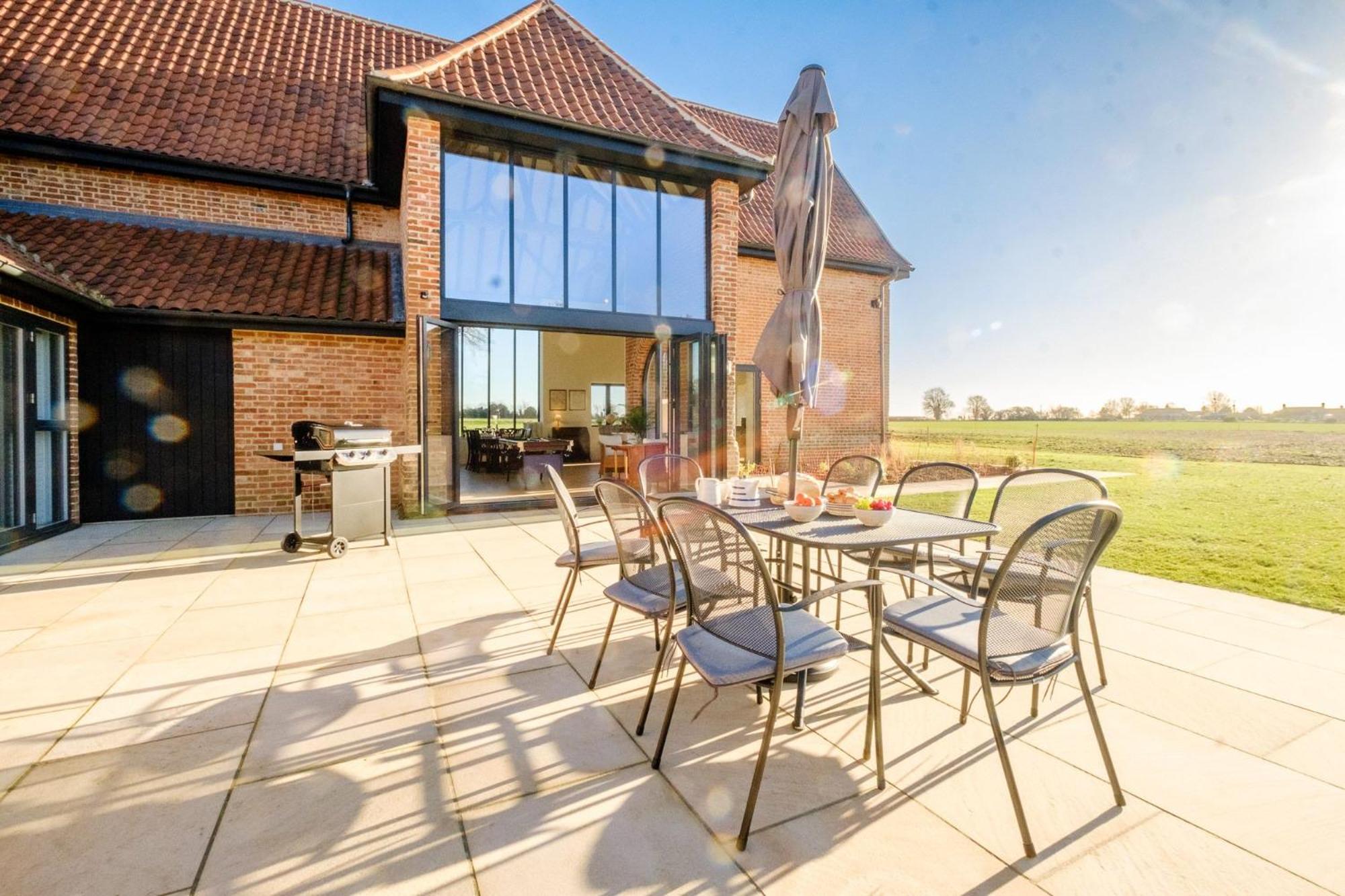 Upper Barn - a large family house by Aldeburgh Coastal Cottages