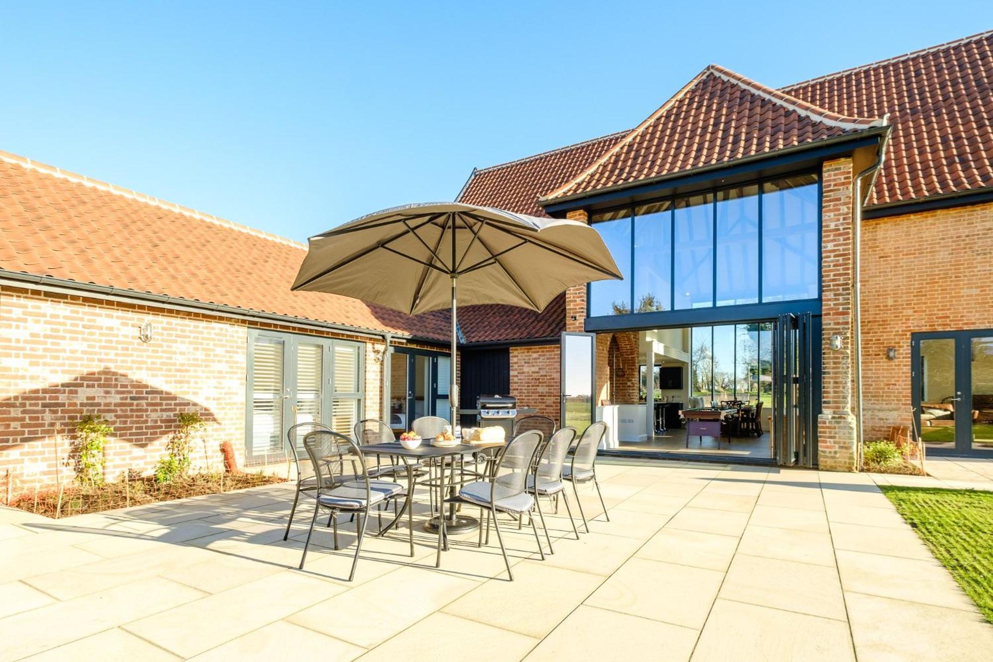 Upper Barn - a large family house by Aldeburgh Coastal Cottages