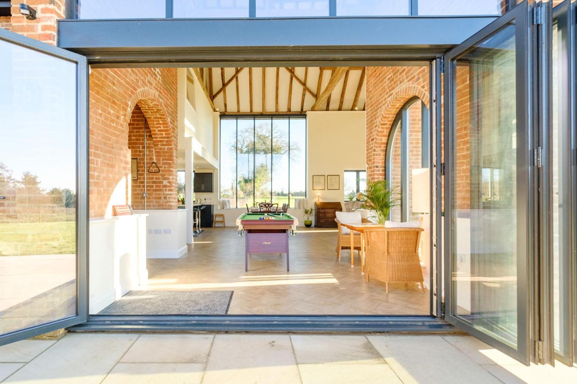 Upper Barn - a large family house by Aldeburgh Coastal Cottages