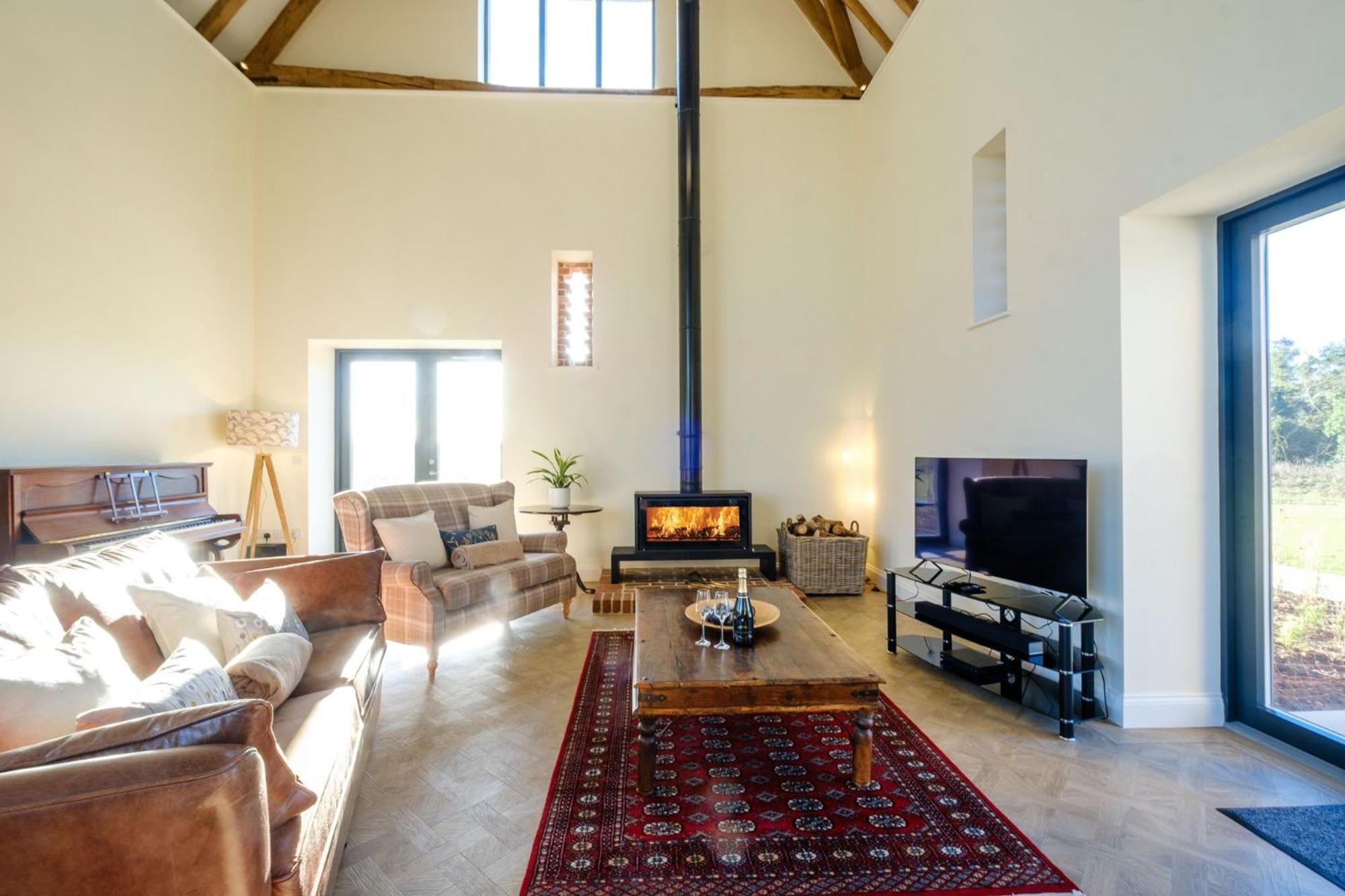 Upper Barn - a large family house by Aldeburgh Coastal Cottages