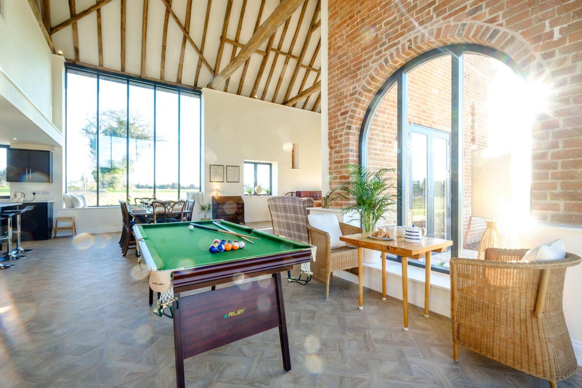 Upper Barn - a large family house by Aldeburgh Coastal Cottages
