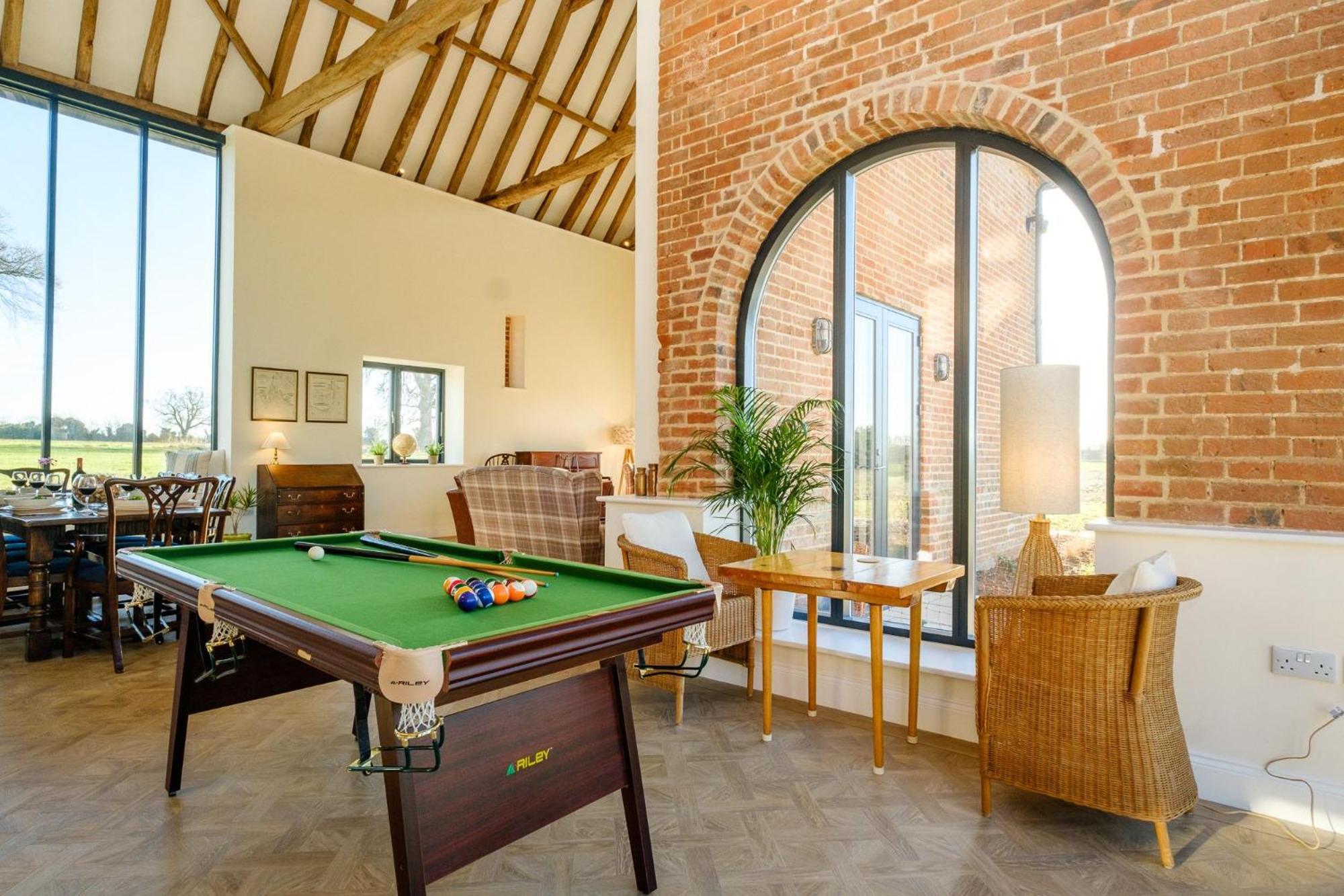 Upper Barn - a large family house by Aldeburgh Coastal Cottages