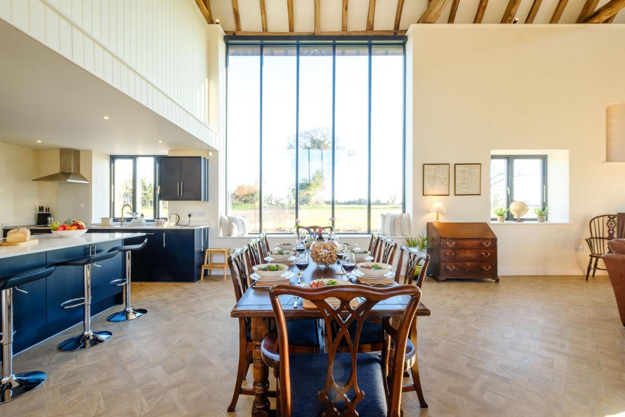 Upper Barn - a large family house by Aldeburgh Coastal Cottages
