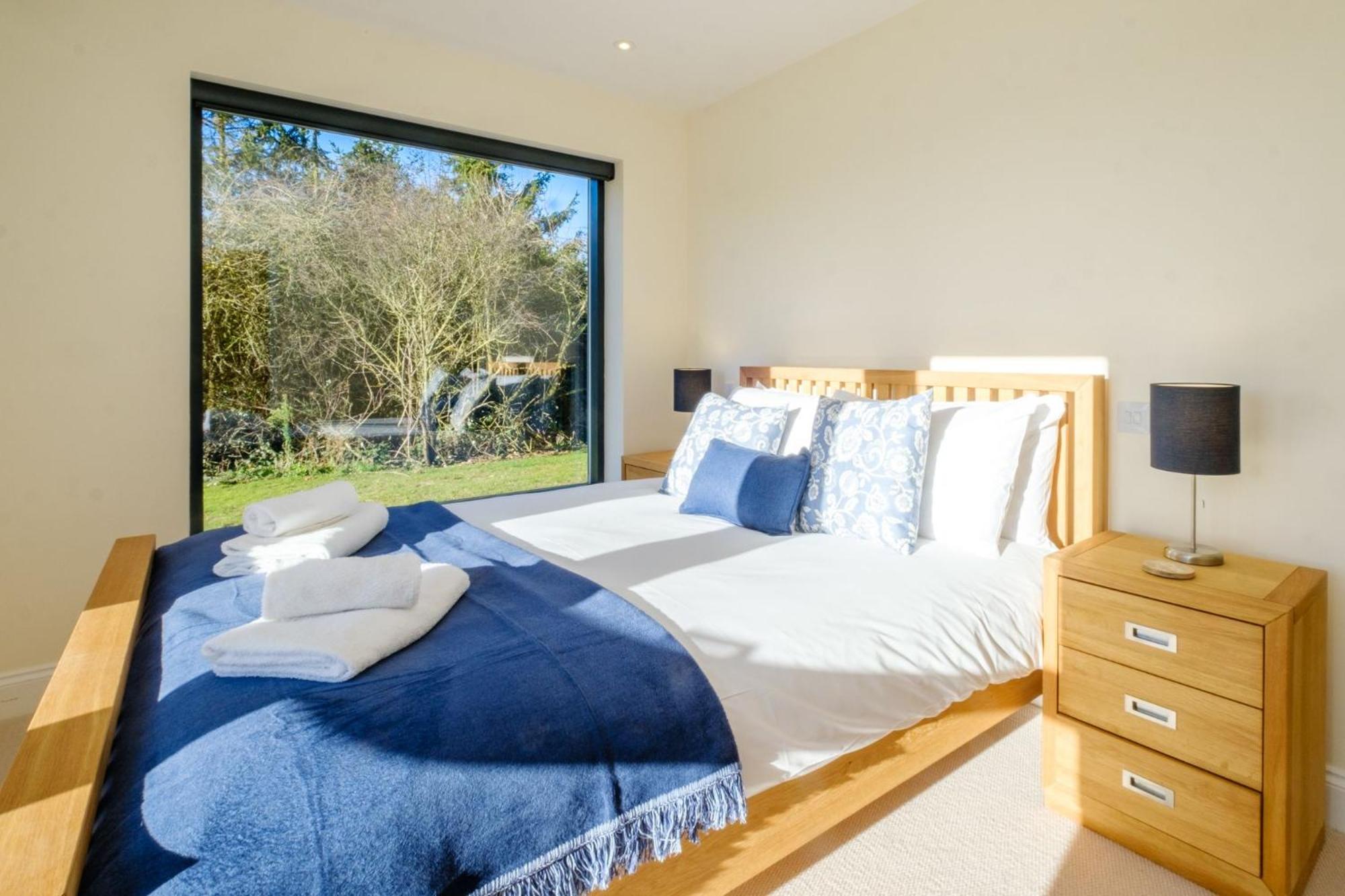 Upper Barn - a large family house by Aldeburgh Coastal Cottages