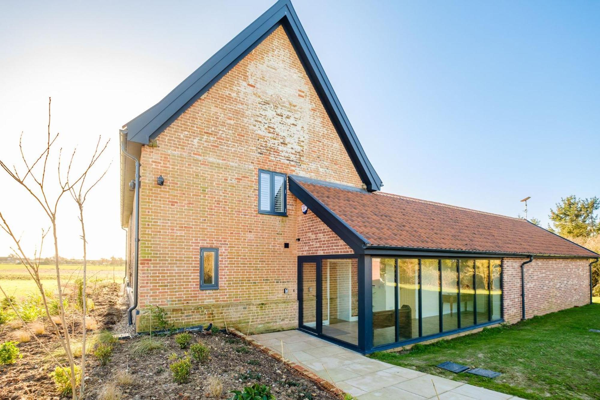 Upper Barn - a large family house by Aldeburgh Coastal Cottages