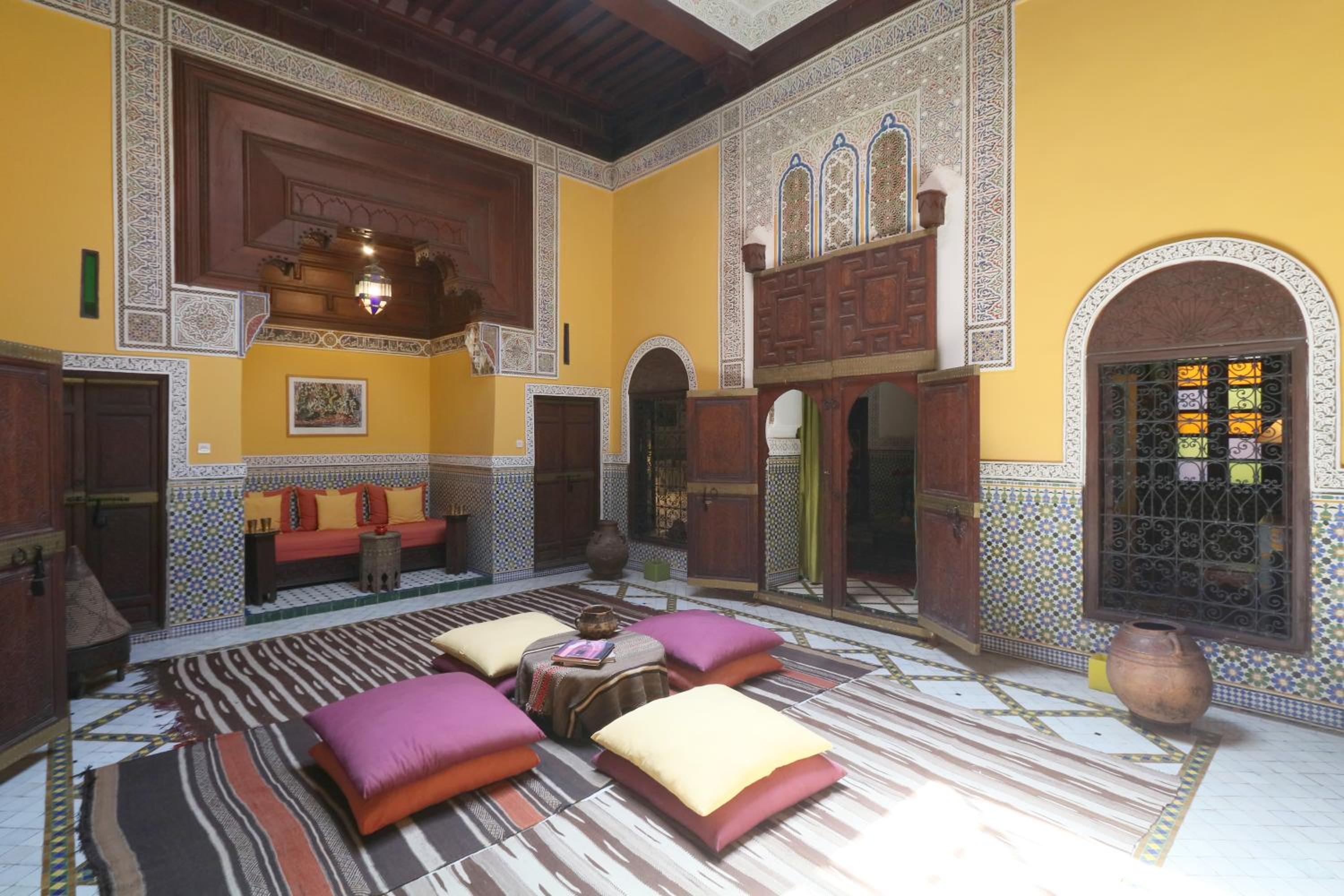 lounge