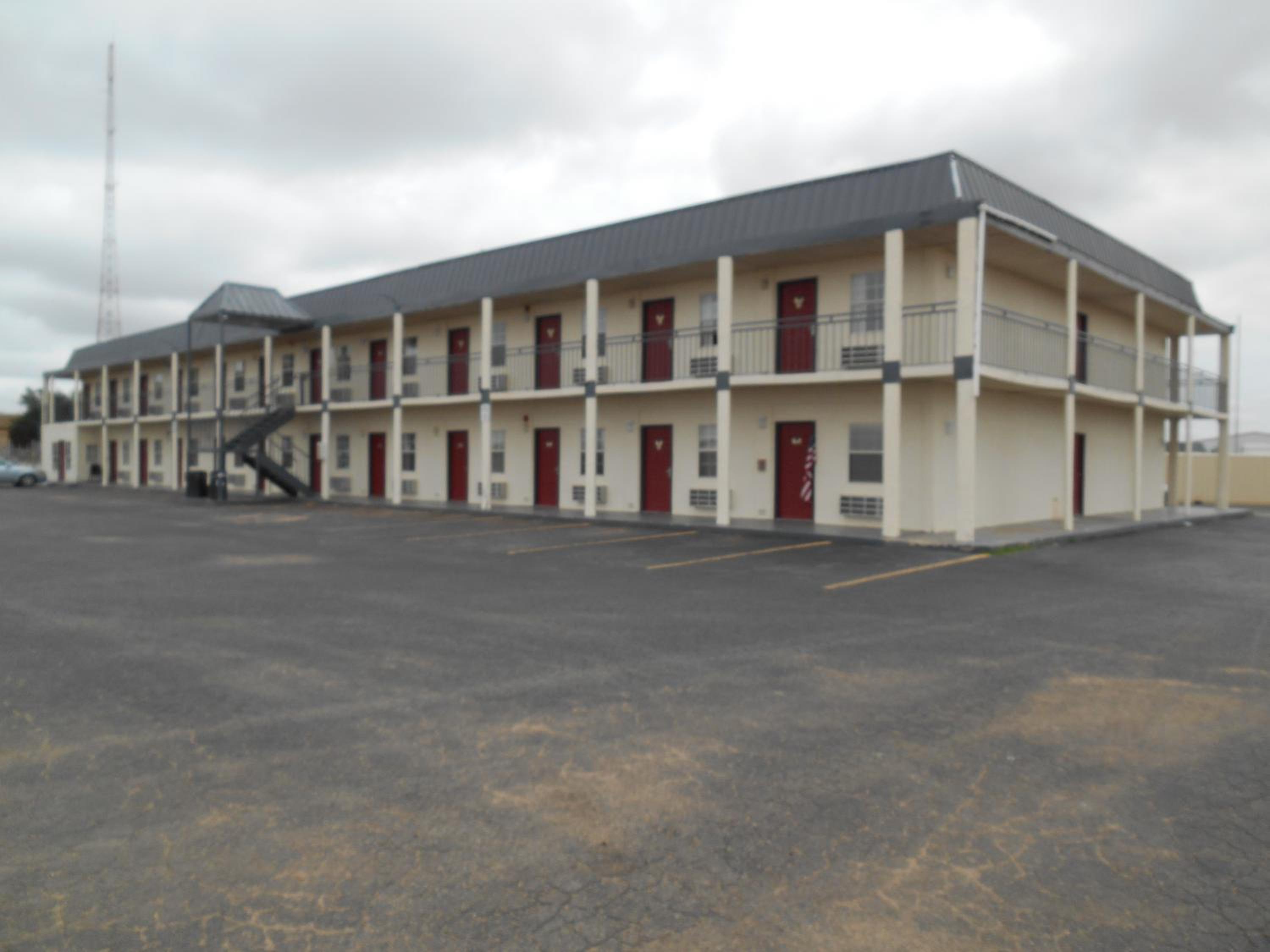 Super 7 Inn view 5