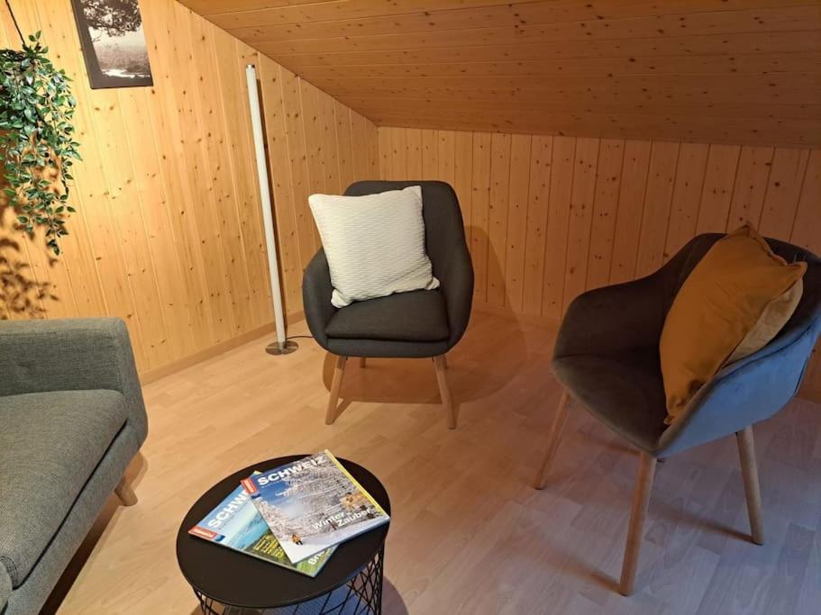 Family-friendly apartment with Alpine view