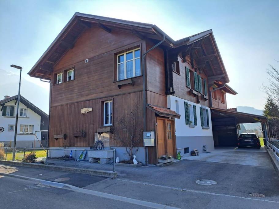 Family-friendly apartment with Alpine view