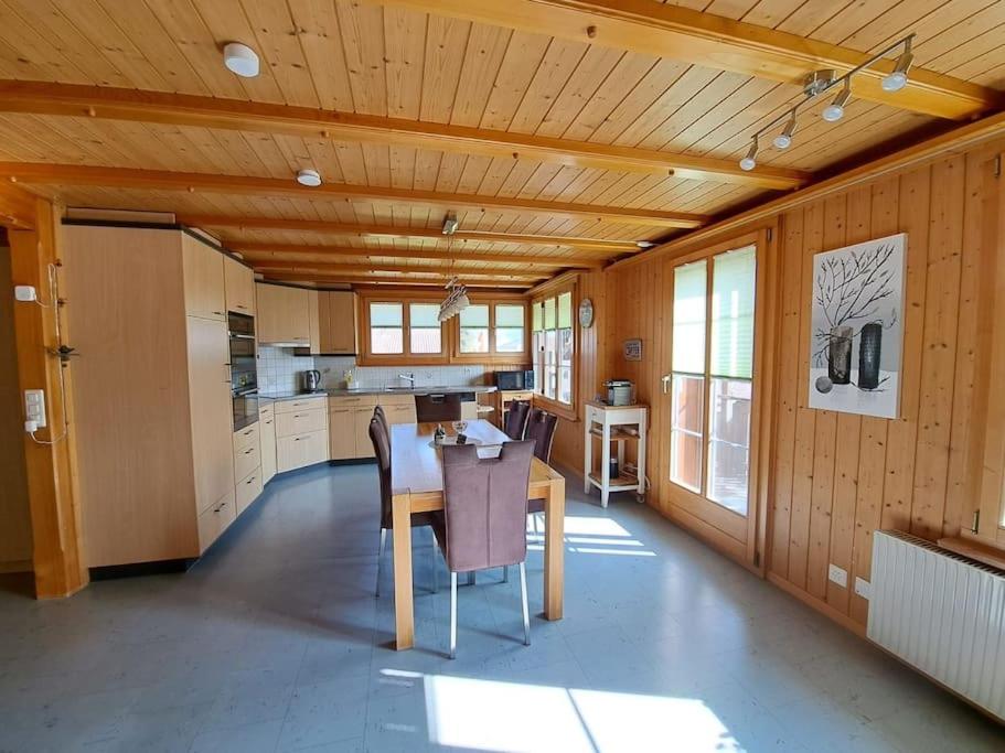 Family-friendly apartment with Alpine view