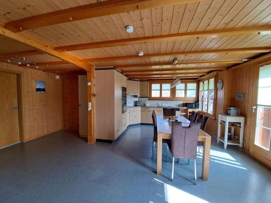 Family-friendly apartment with Alpine view