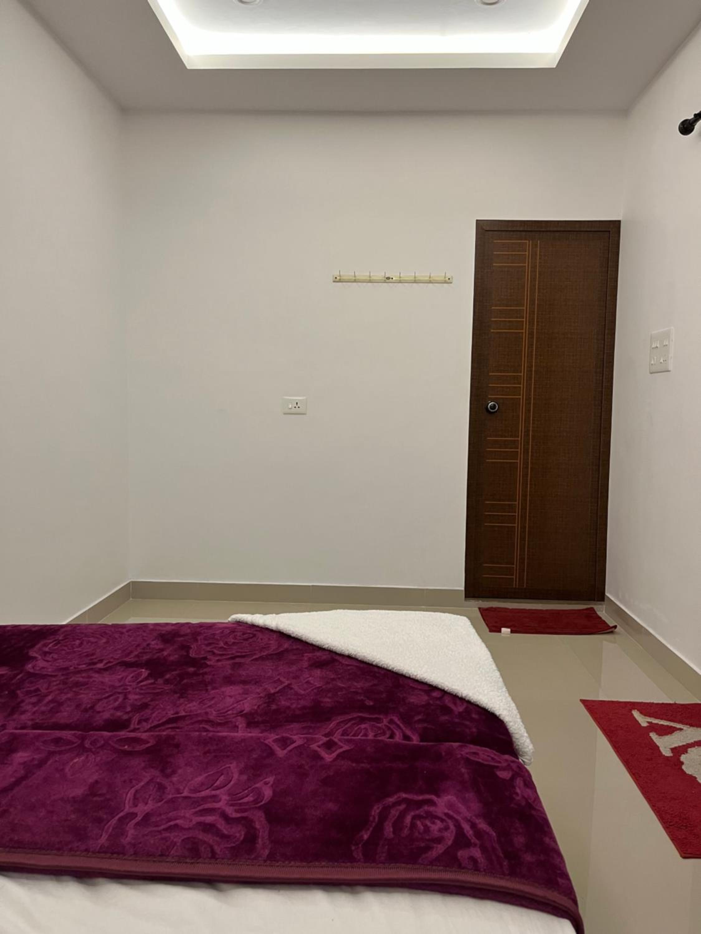 LOVESHORE Homestay
