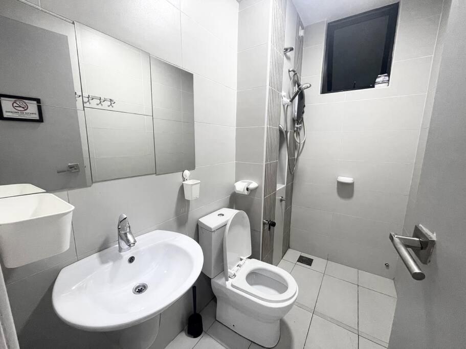 3Bed2Bath SkyLoft Bukit Indah JB