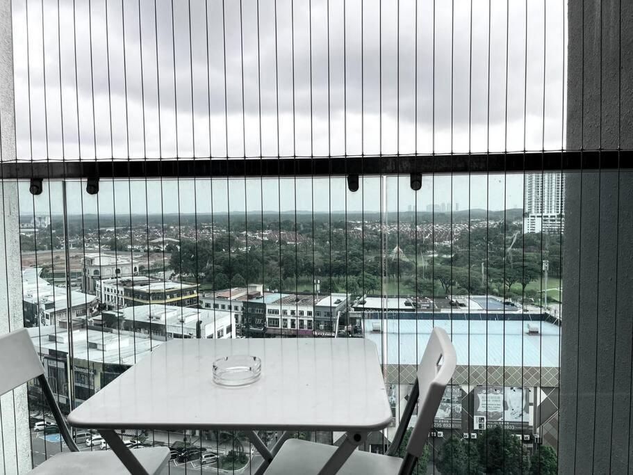 3Bed2Bath SkyLoft Bukit Indah JB