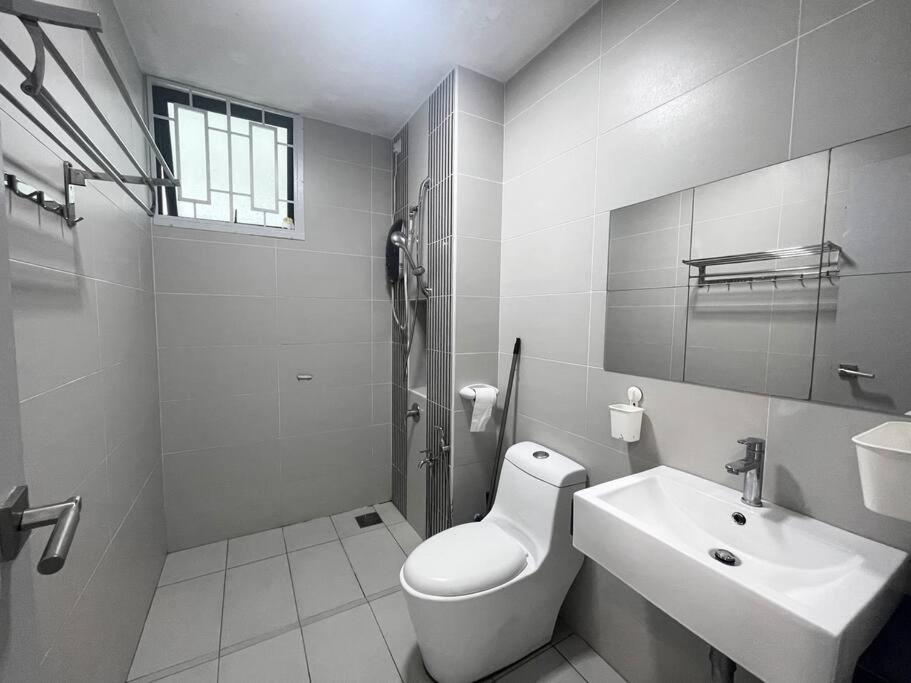 3Bed2Bath SkyLoft Bukit Indah JB