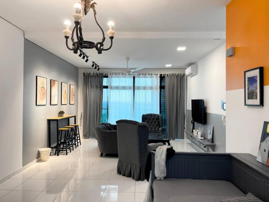 3Bed2Bath SkyLoft Bukit Indah JB
