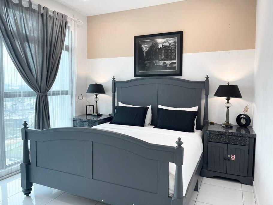 3Bed2Bath SkyLoft Bukit Indah JB