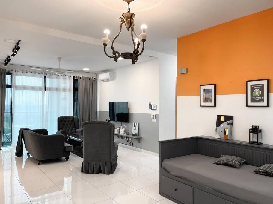 3Bed2Bath SkyLoft Bukit Indah JB