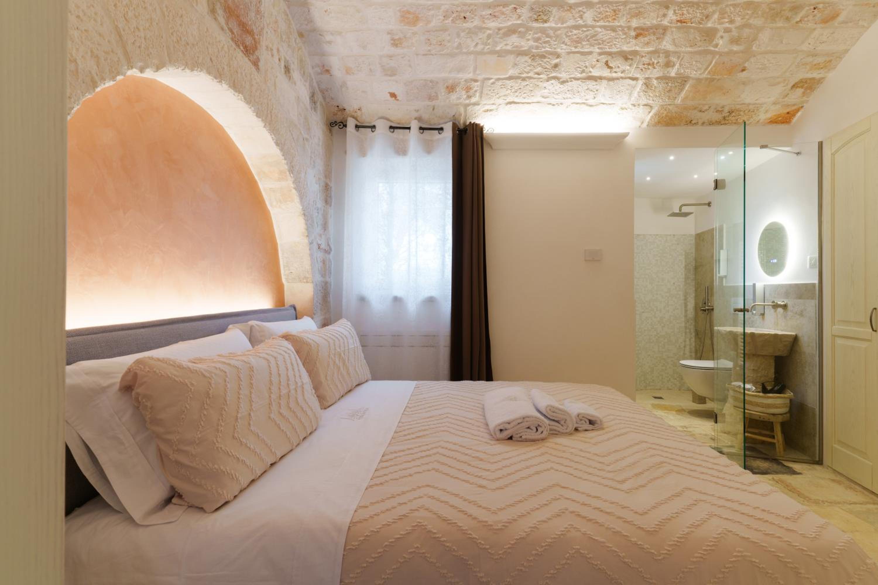 Trulli Petrantiqua con piscina
