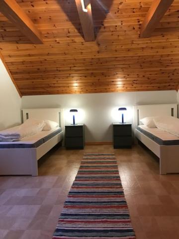 Hus Marie - schwedischer Waldhof in idyllischer Alleinlage mit Kamin