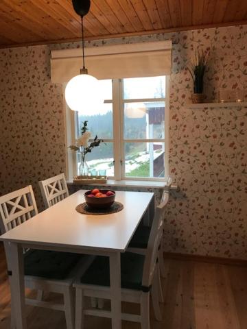 Hus Marie - schwedischer Waldhof in idyllischer Alleinlage mit Kamin
