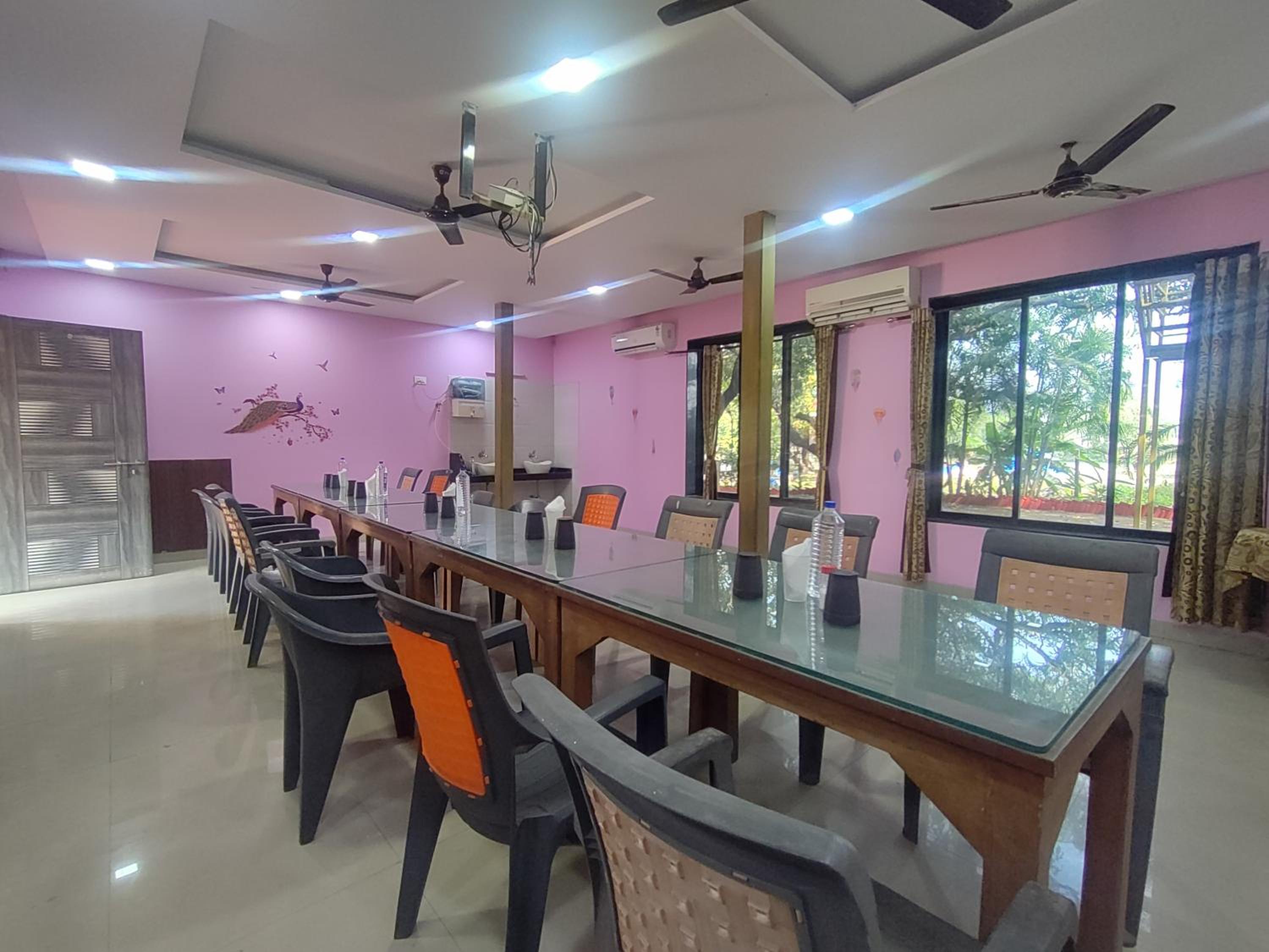 meeting & event spaces