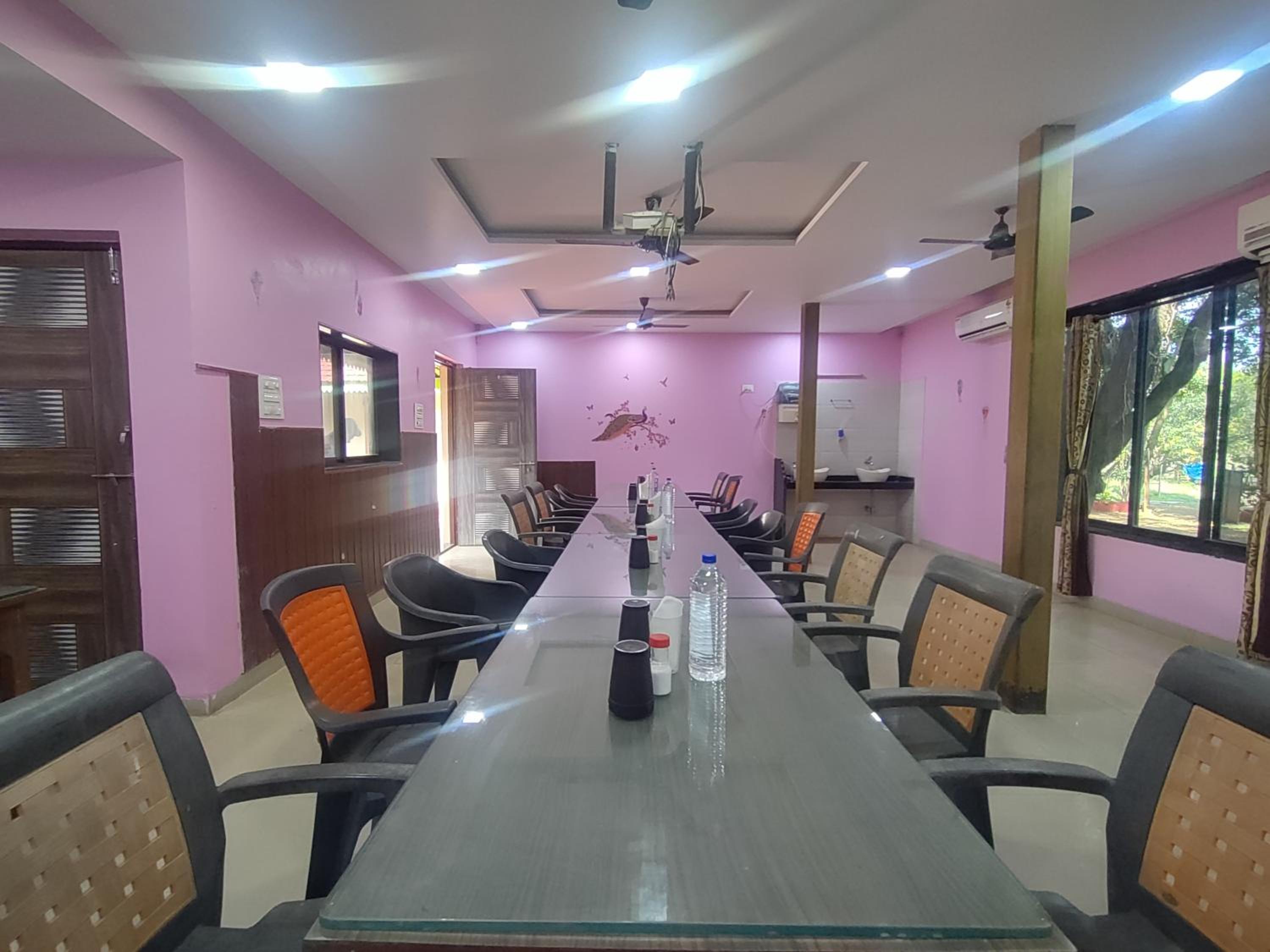 meeting & event spaces