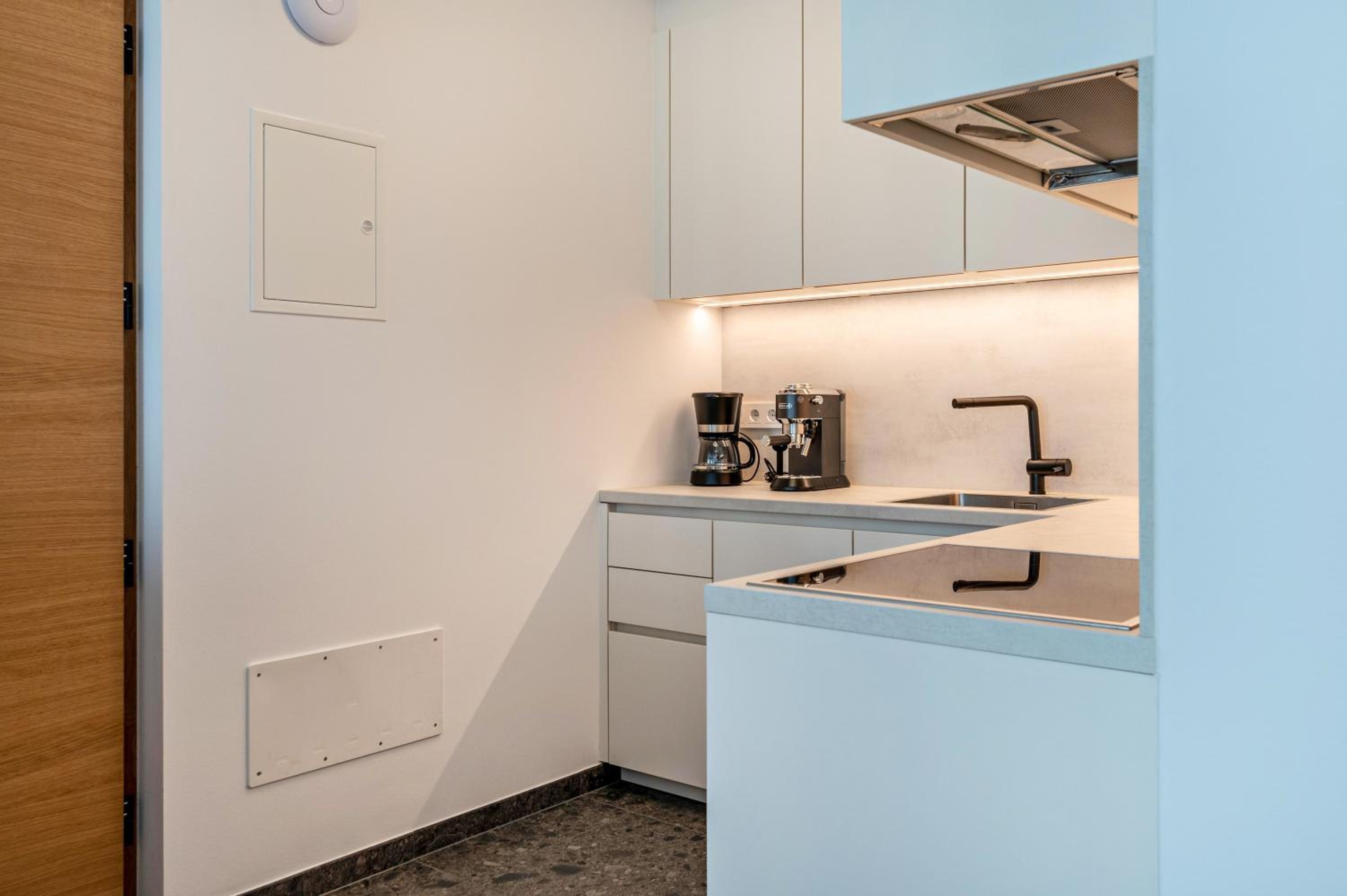 Mountain Meadows Apt 3 view 3