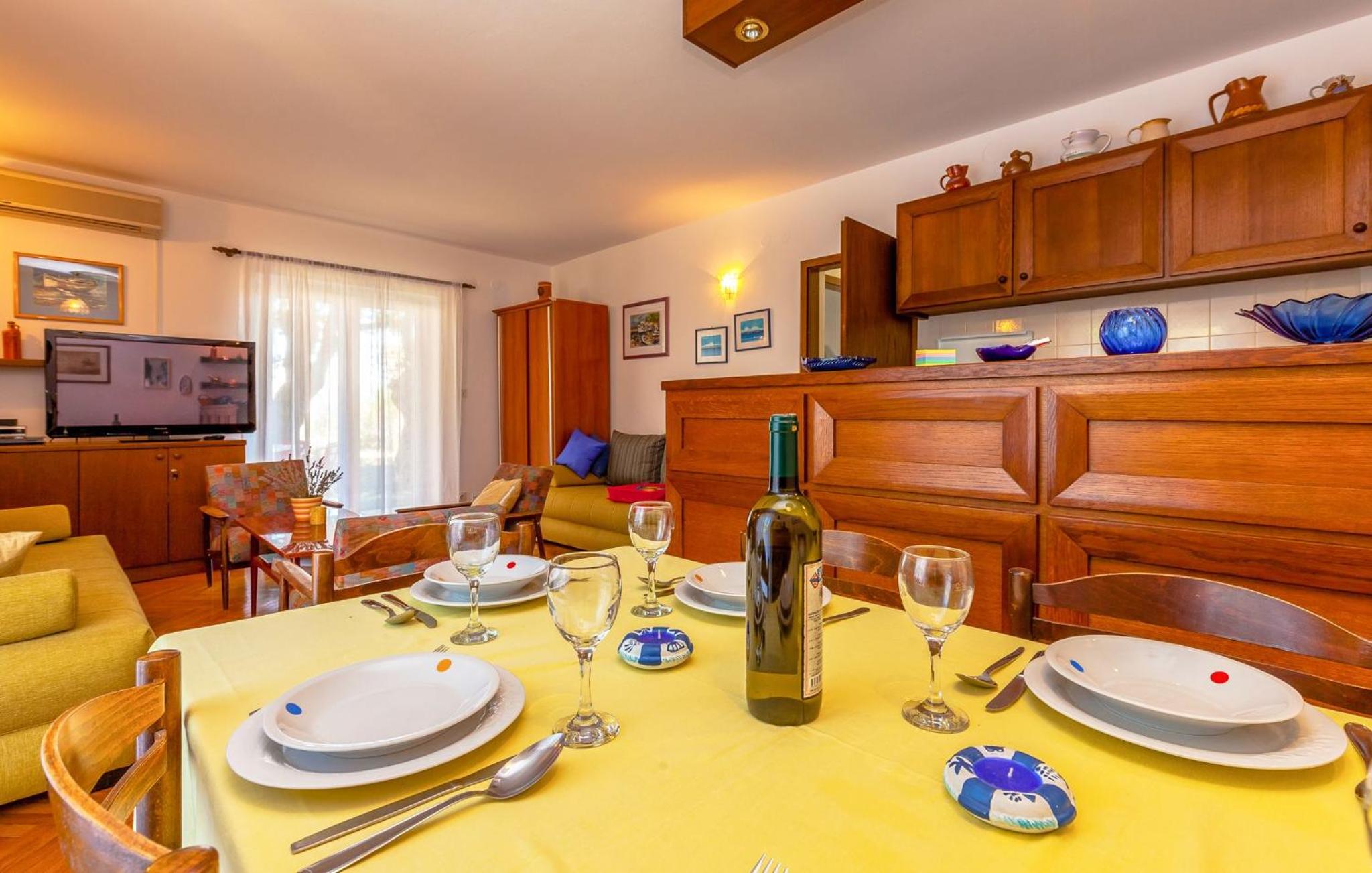 Photo 38