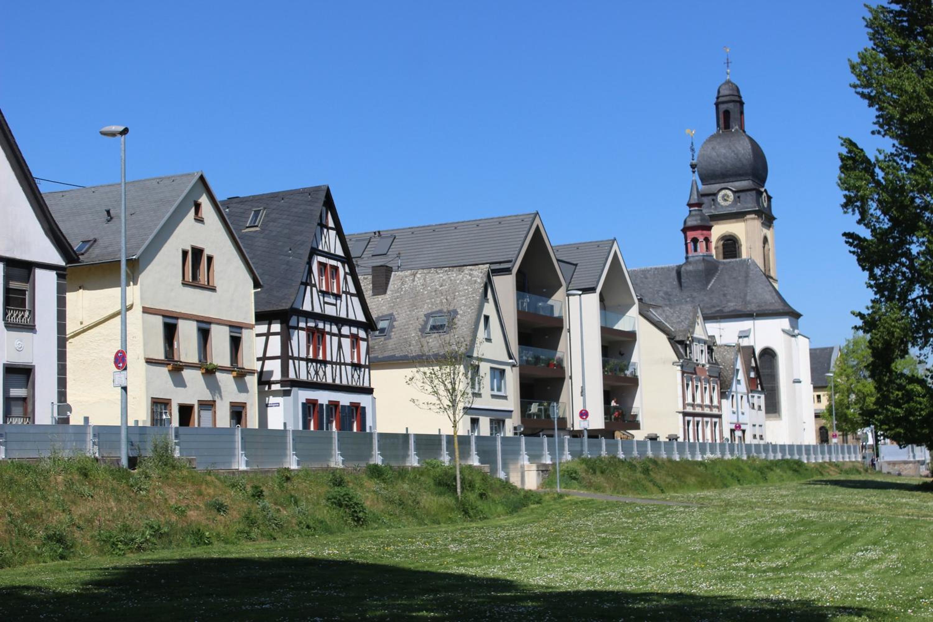 Ferienhaus Rheinblick Wohnung 2 en Koblenz — building