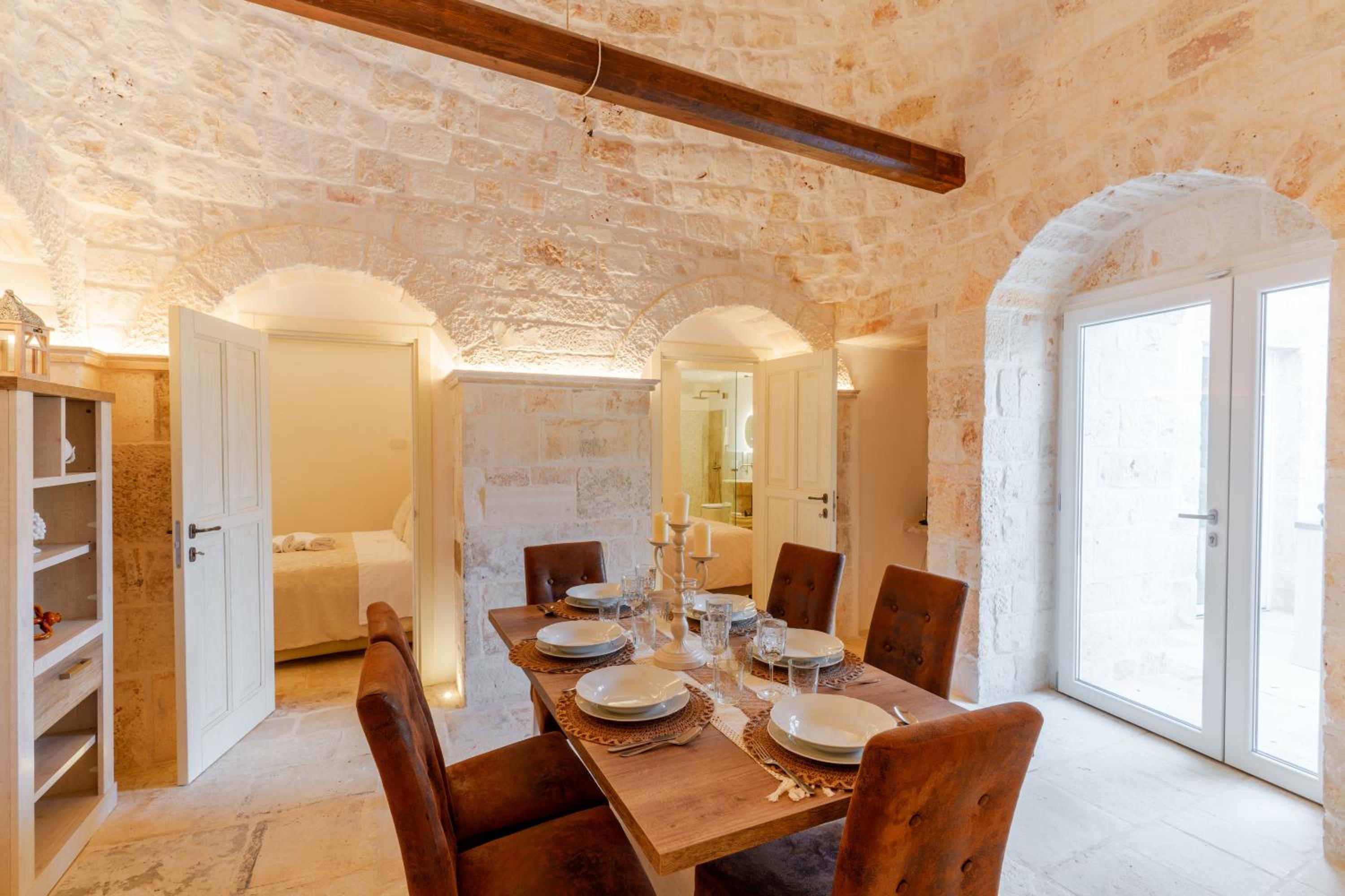 Trulli Petrantiqua con piscina