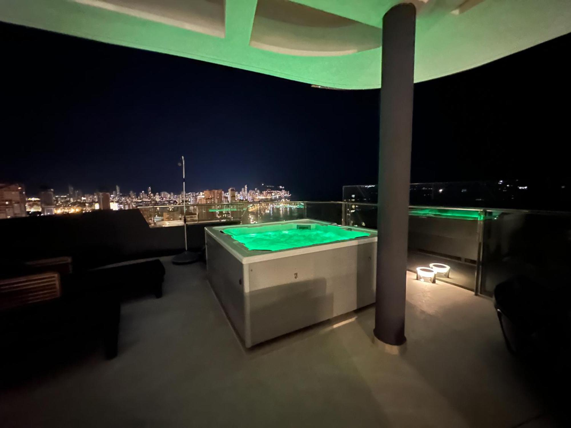 SUNSET CLIFFS VIP APARTMENT