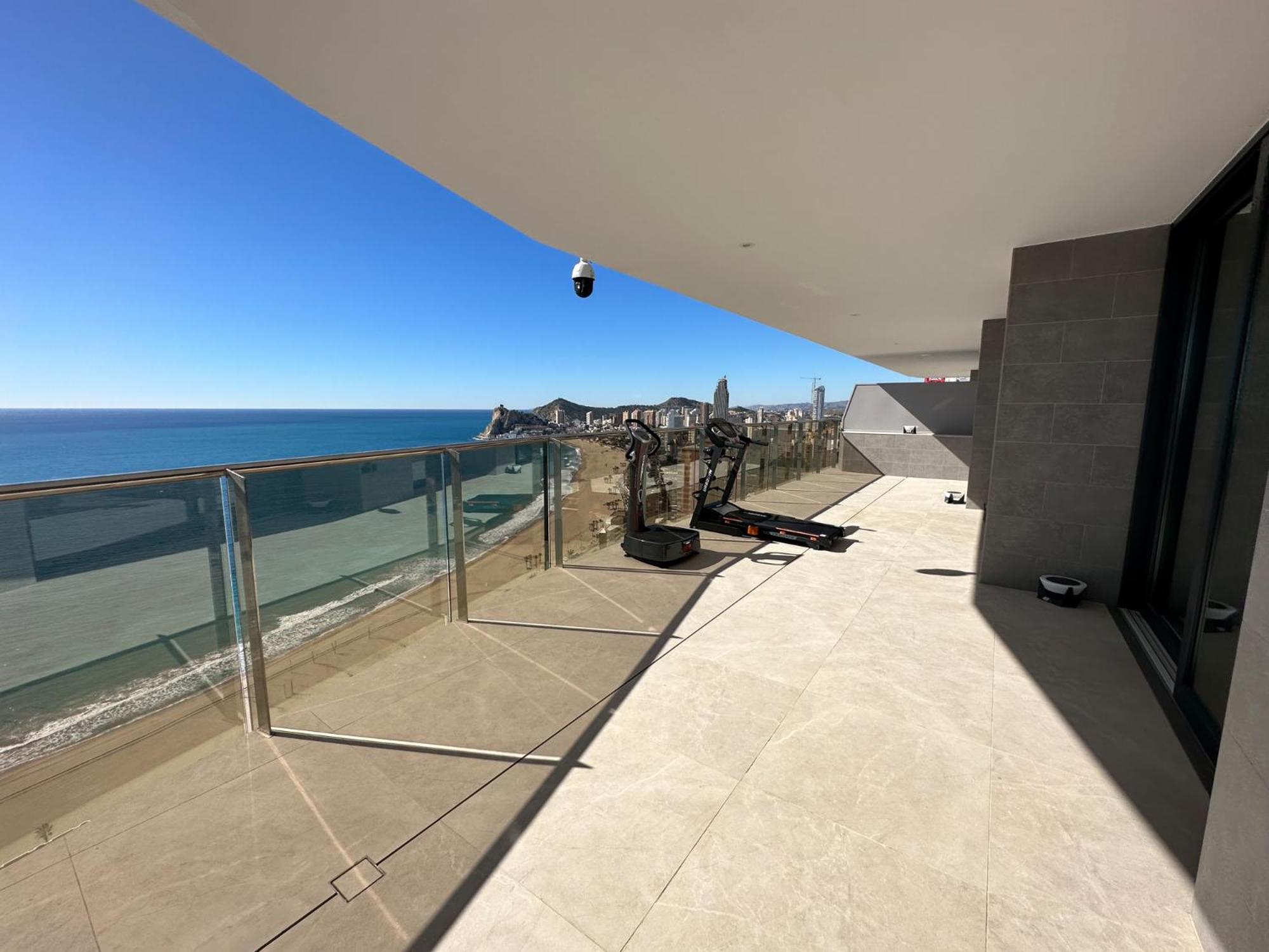 SUNSET CLIFFS VIP APARTMENT