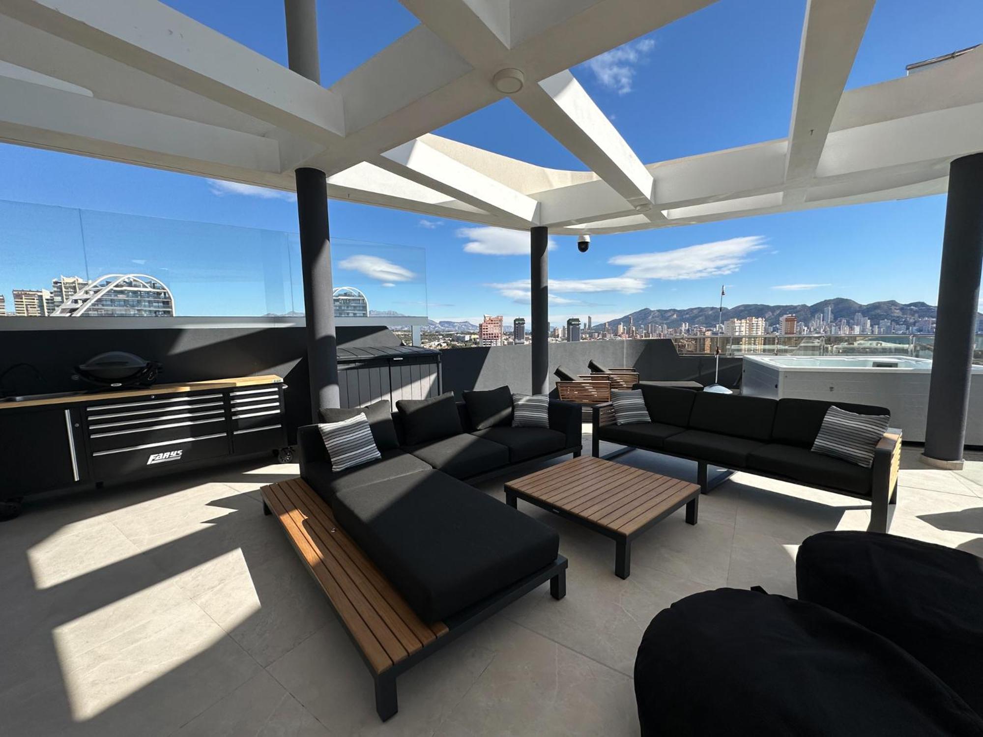 SUNSET CLIFFS VIP APARTMENT