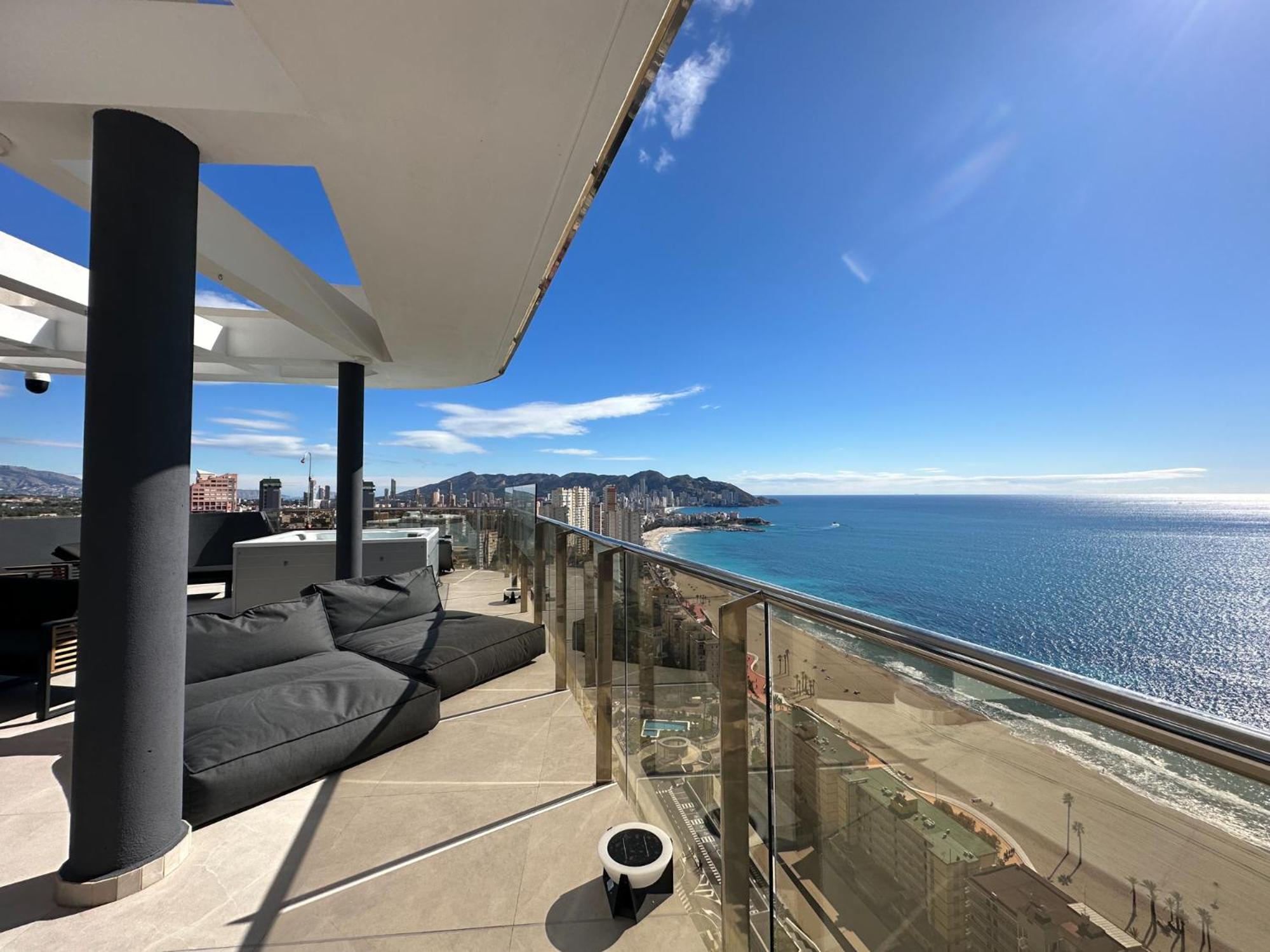 SUNSET CLIFFS VIP APARTMENT
