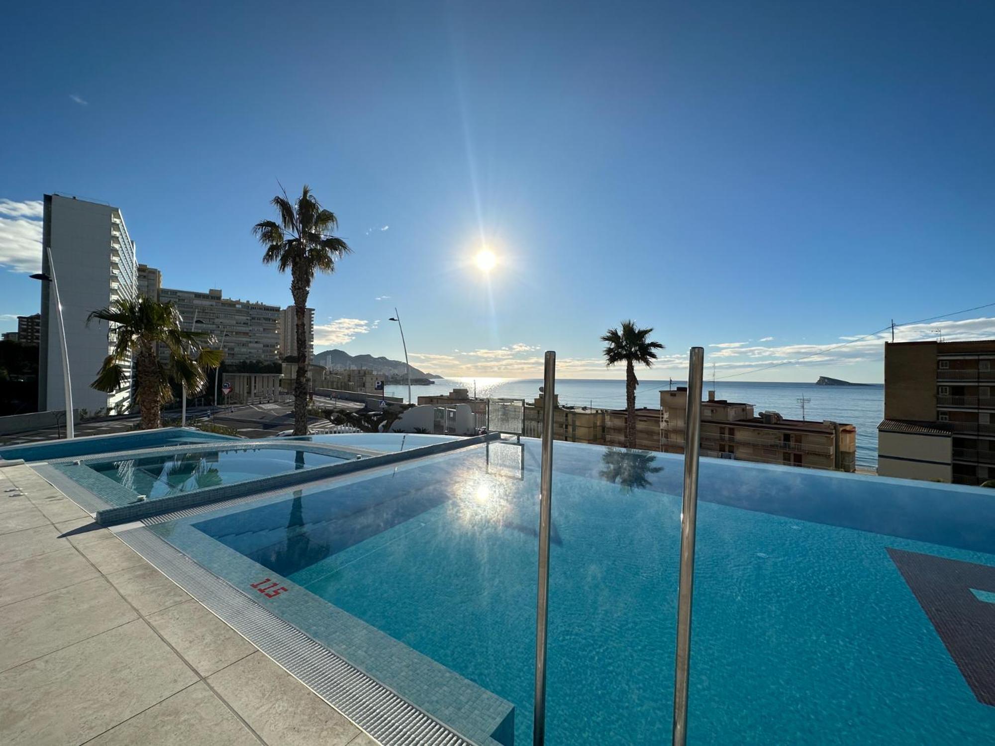 SUNSET CLIFFS VIP APARTMENT