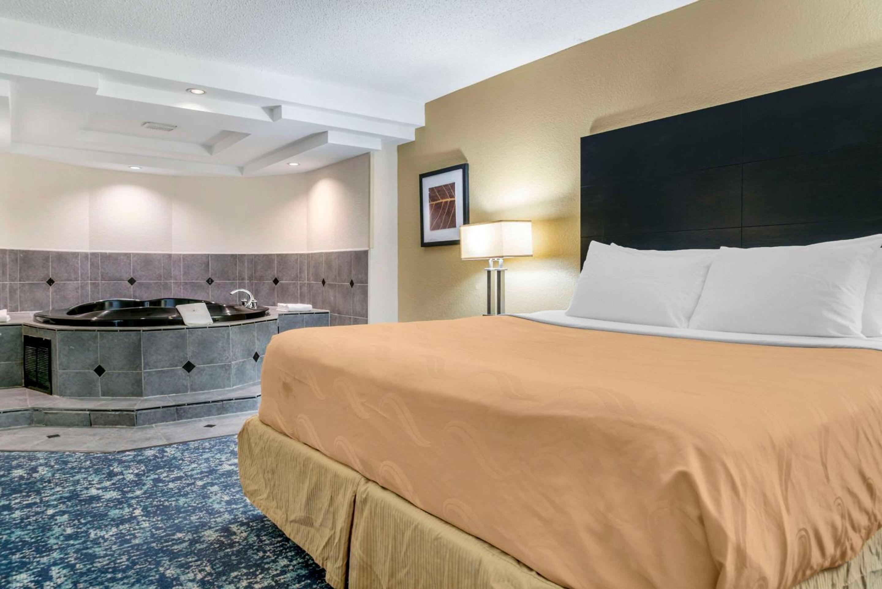 Quality Inn & Suites Banquet Center, Billede 17