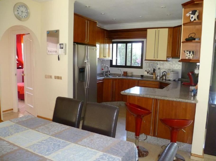 11647 - Private cosy villa in Marbella area view 2