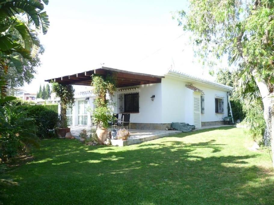 11647 - Private cosy villa in Marbella area view 4