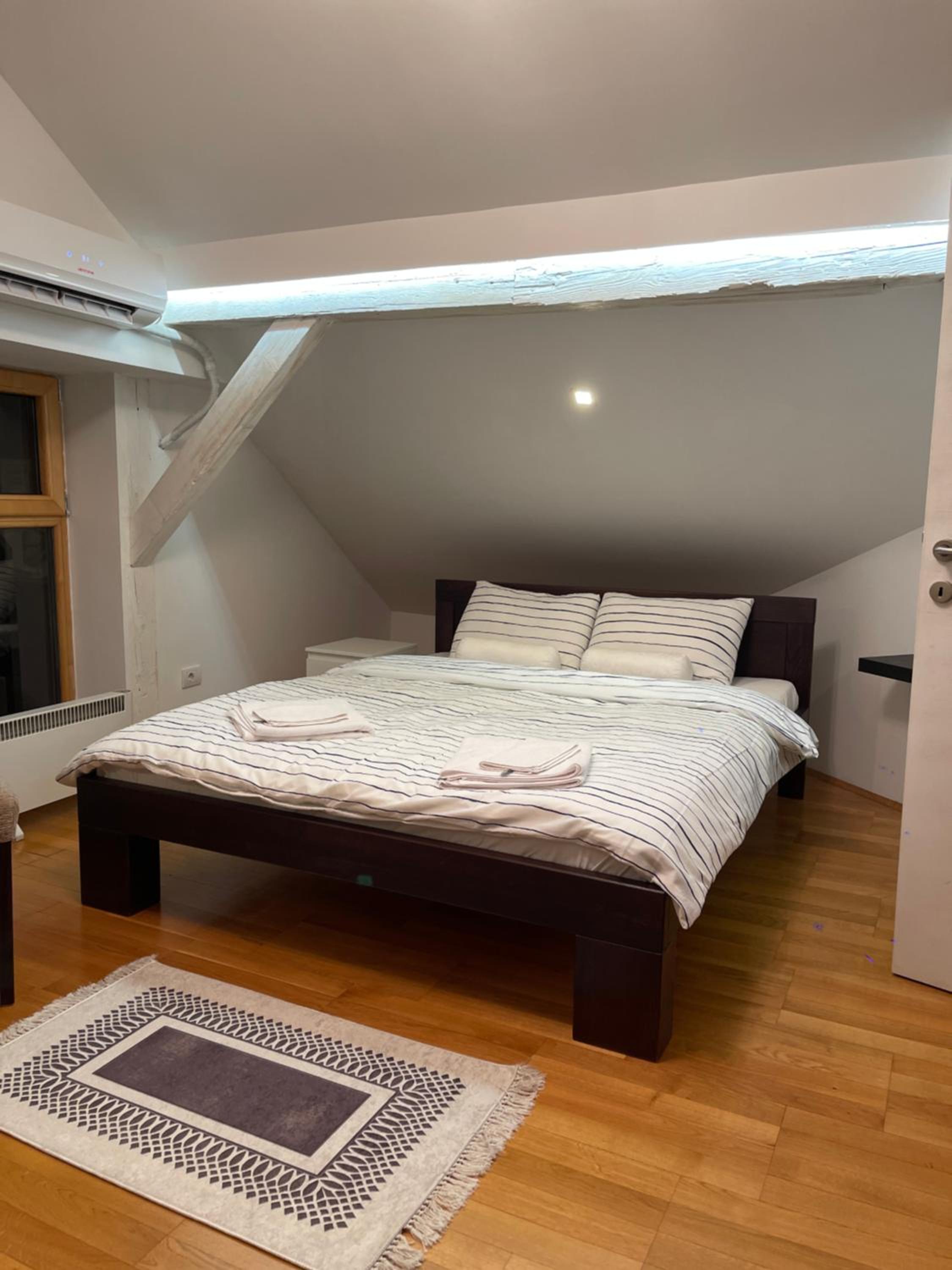 Double bedroom apartment in Belgrade view 2