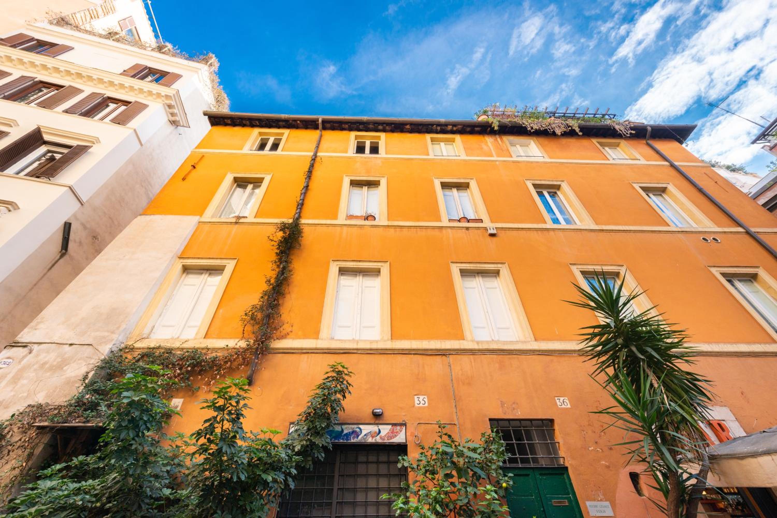 Pavone Centre Romantic Apartment