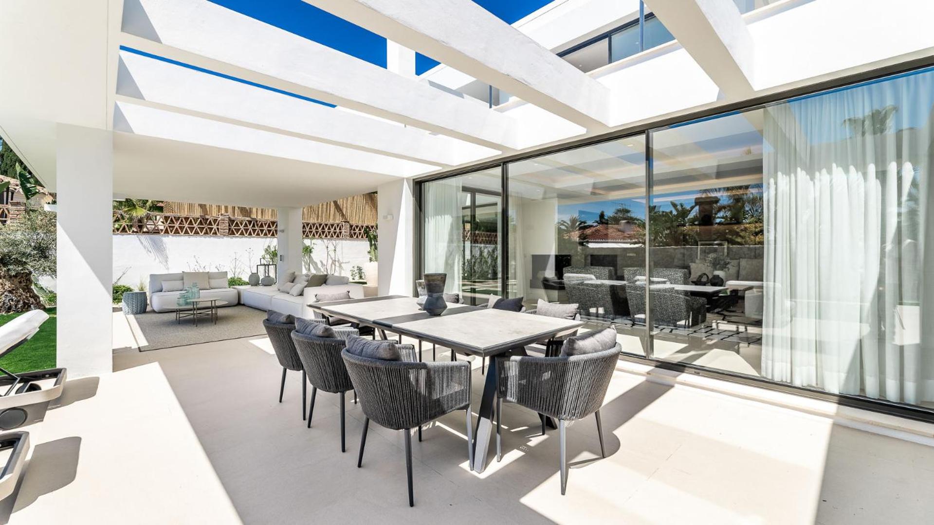 Villa exclusiva con piscina privada climatizada