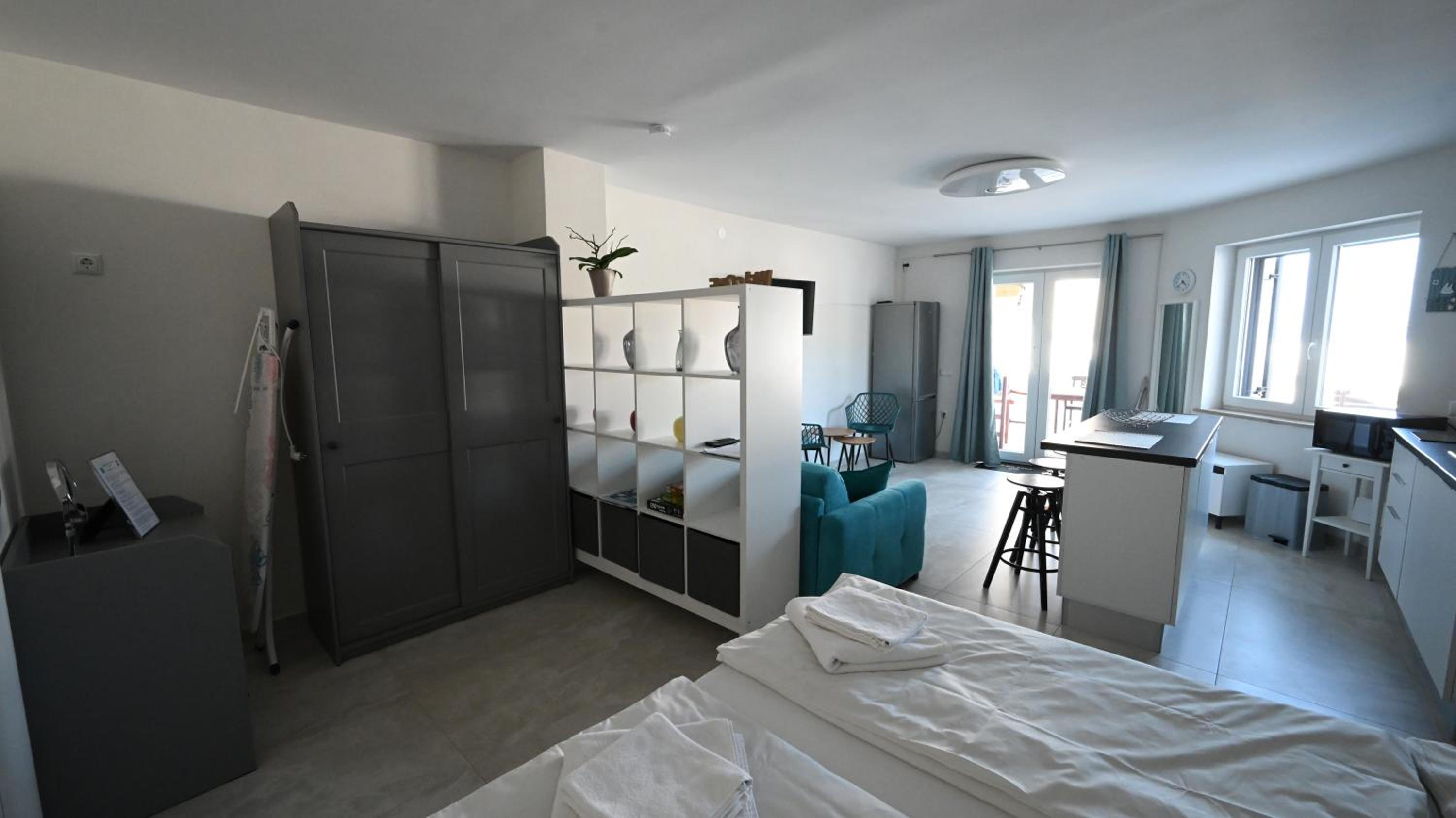 Casa Mira Apartments