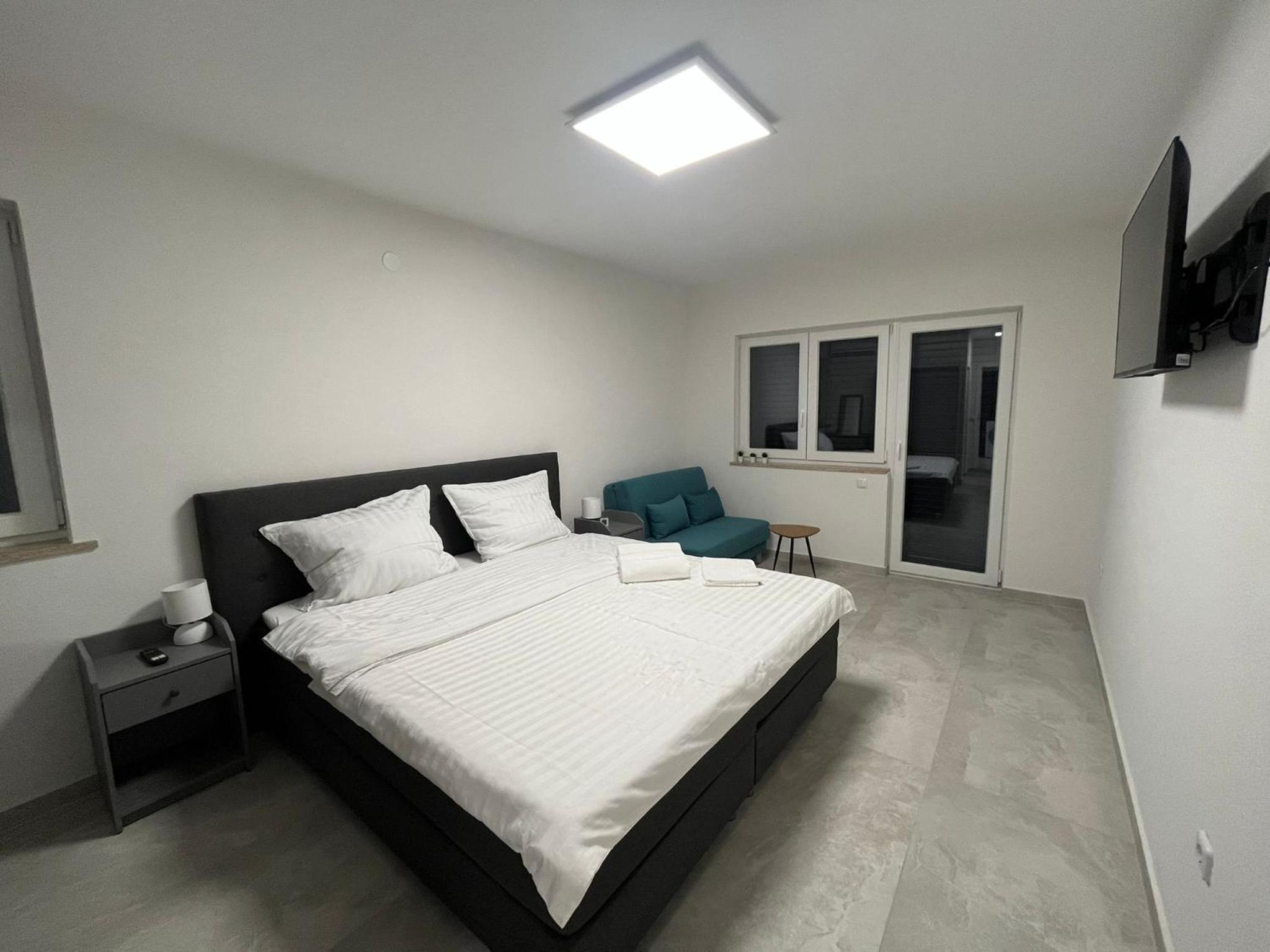 Casa Mira Apartments