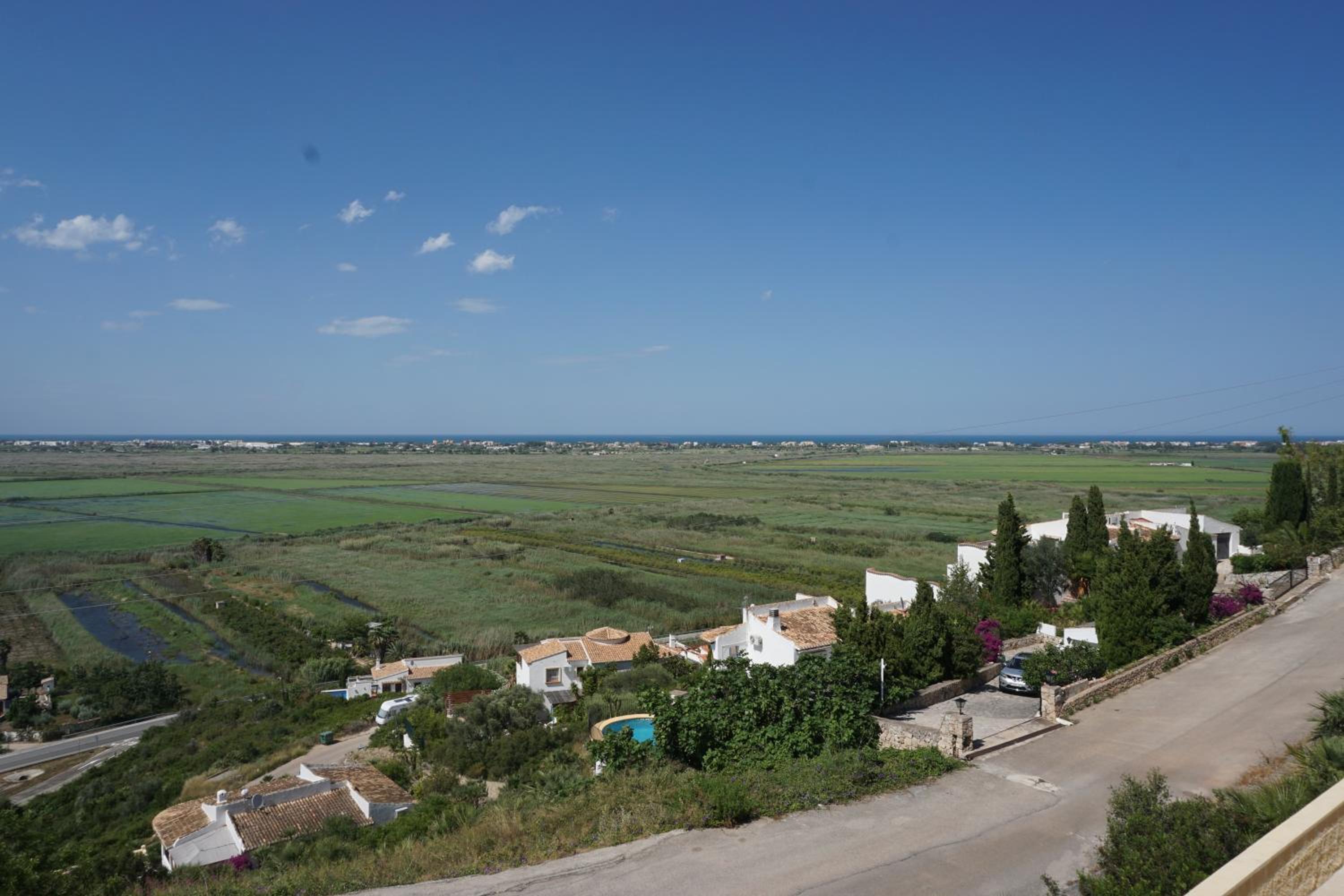 Los Limoneros view 4