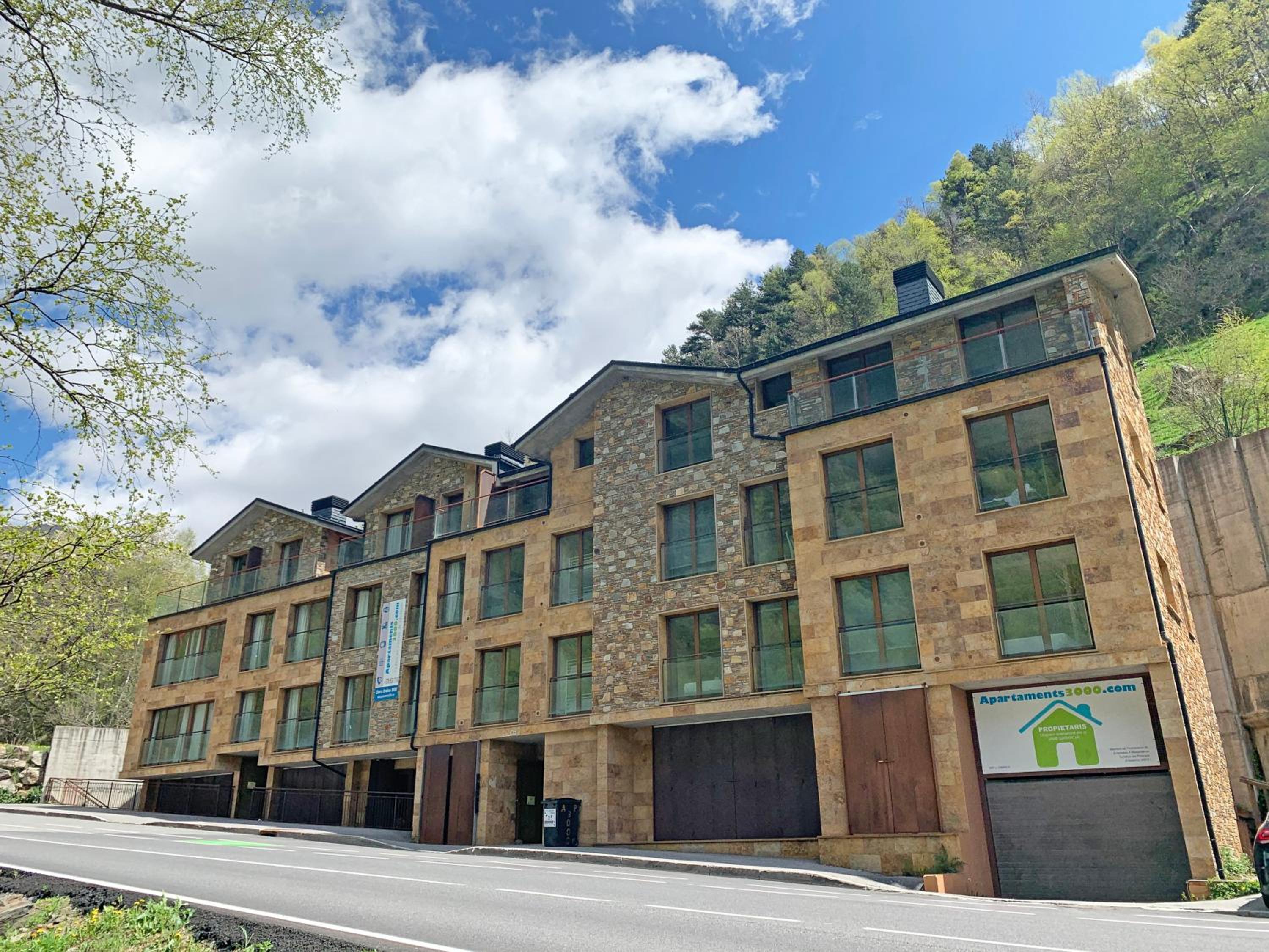 Apartamentos Llorts Ordino 3000