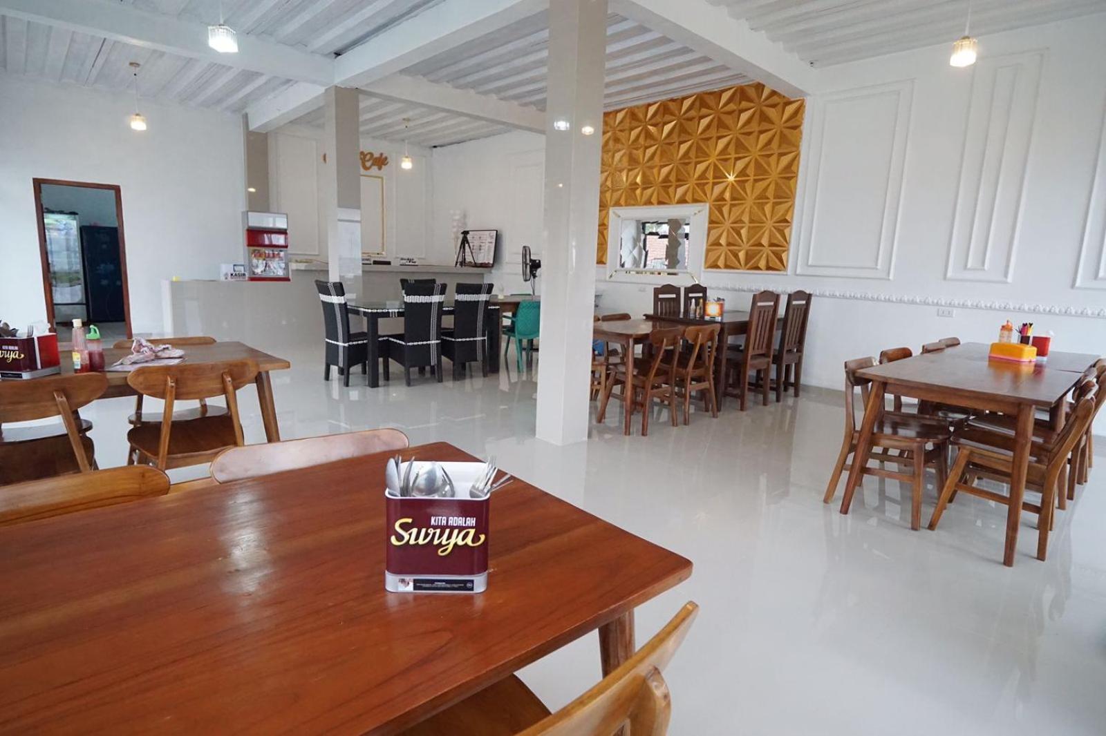 Sapu Nyapah Losmen Syariah Tanjung Setia, Biha - 9