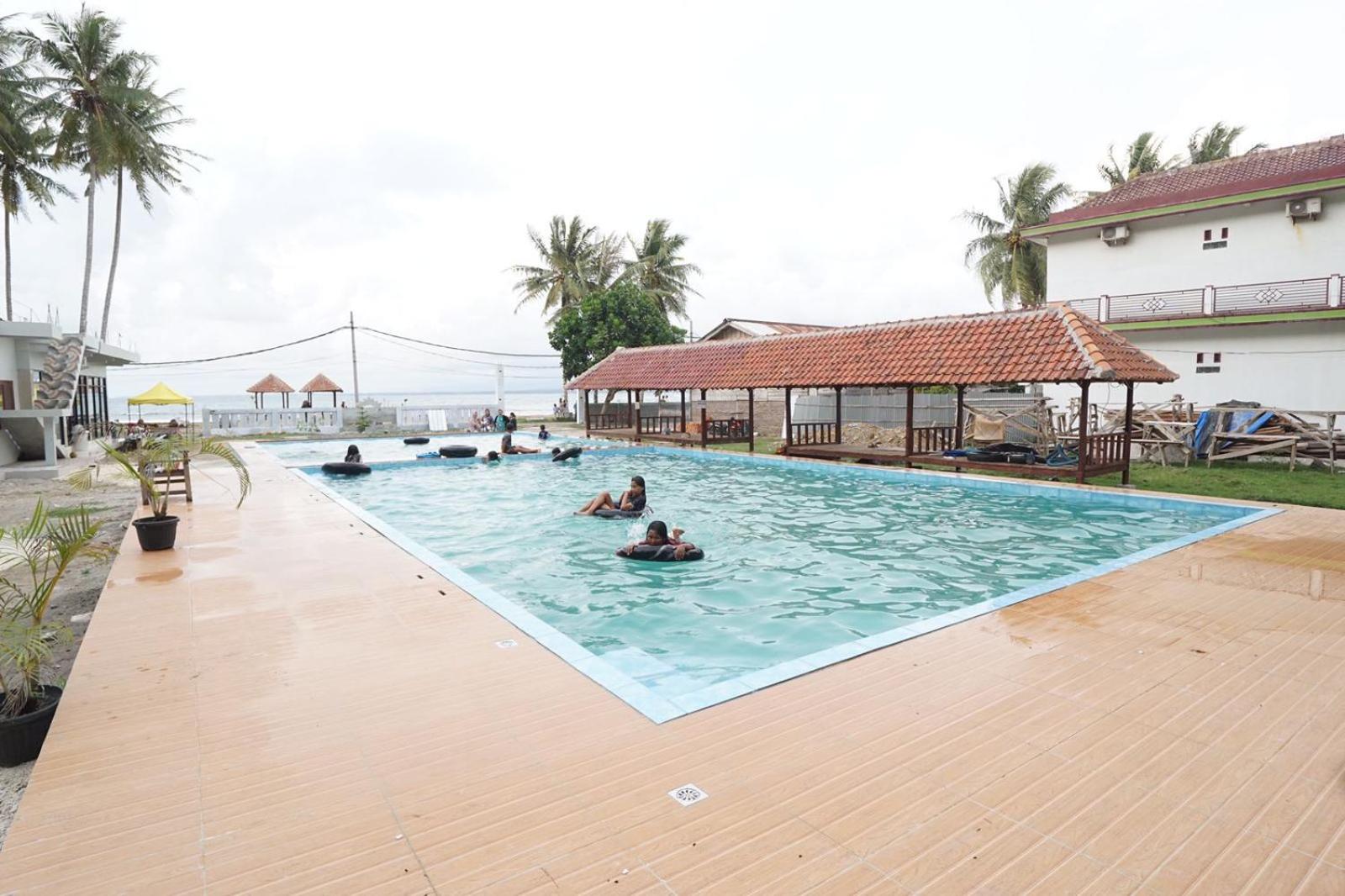 Sapu Nyapah Losmen Syariah Tanjung Setia, Biha - 15